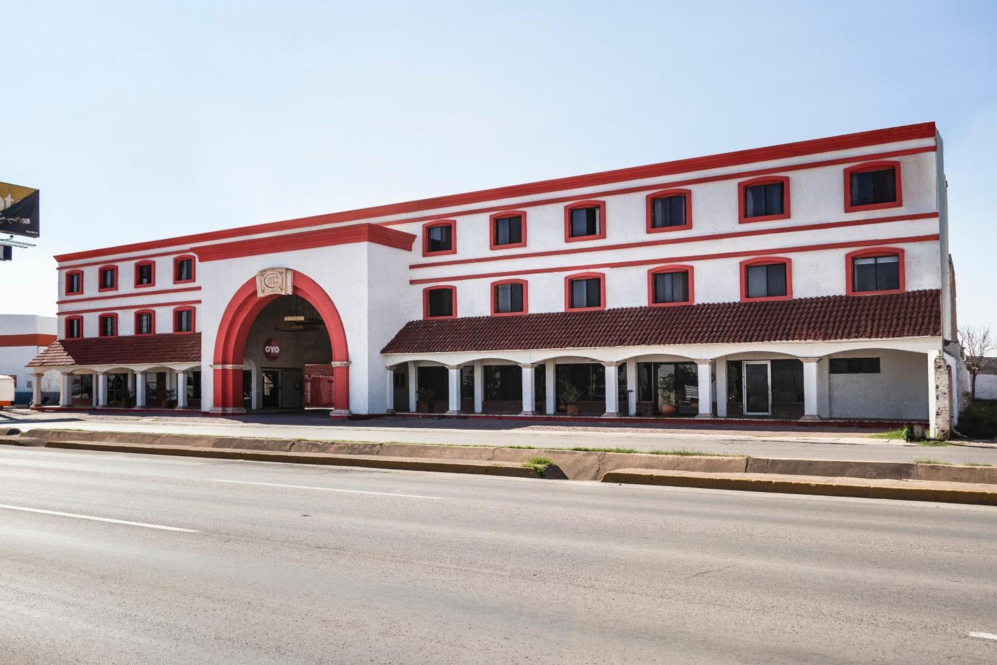 Oyo Hotel Real Del Sur, Estadio Chihuahua Exteriör bild