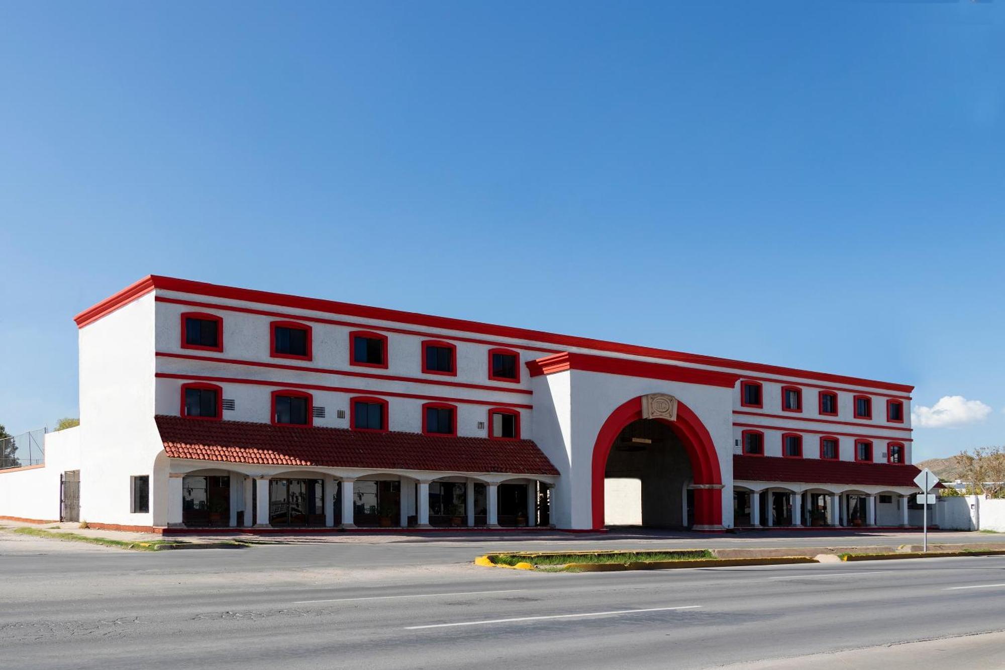 Oyo Hotel Real Del Sur, Estadio Chihuahua Exteriör bild